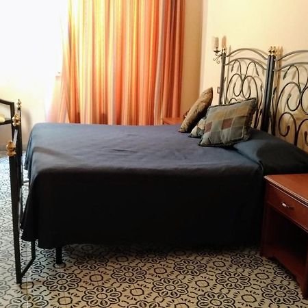 Nicolas Inn Rome Luaran gambar