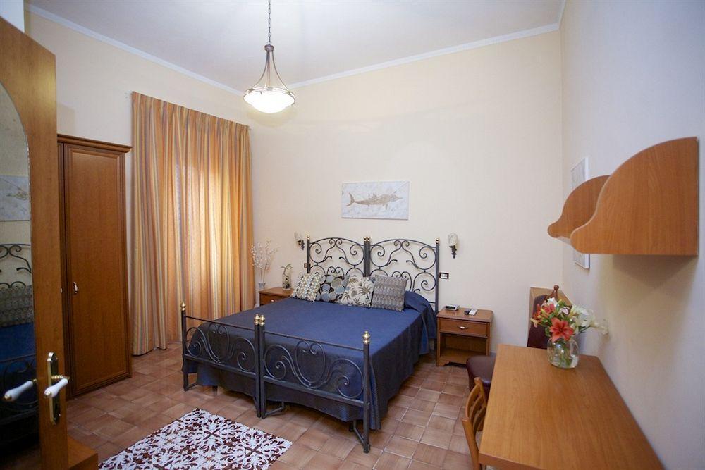 Nicolas Inn Rome Luaran gambar
