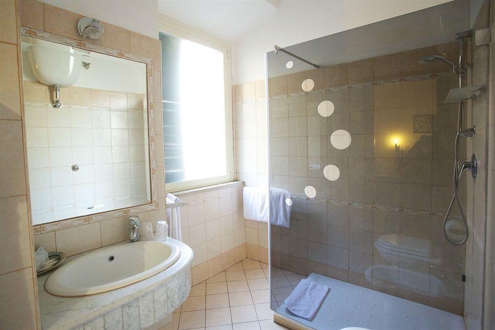 Nicolas Inn Rome Luaran gambar