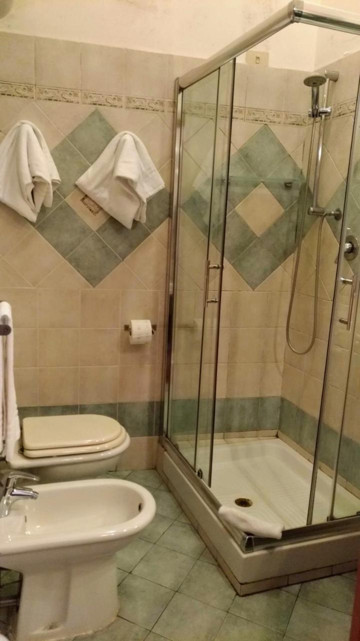 Nicolas Inn Rome Luaran gambar