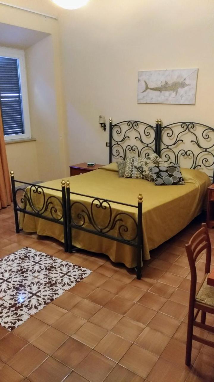 Nicolas Inn Rome Luaran gambar